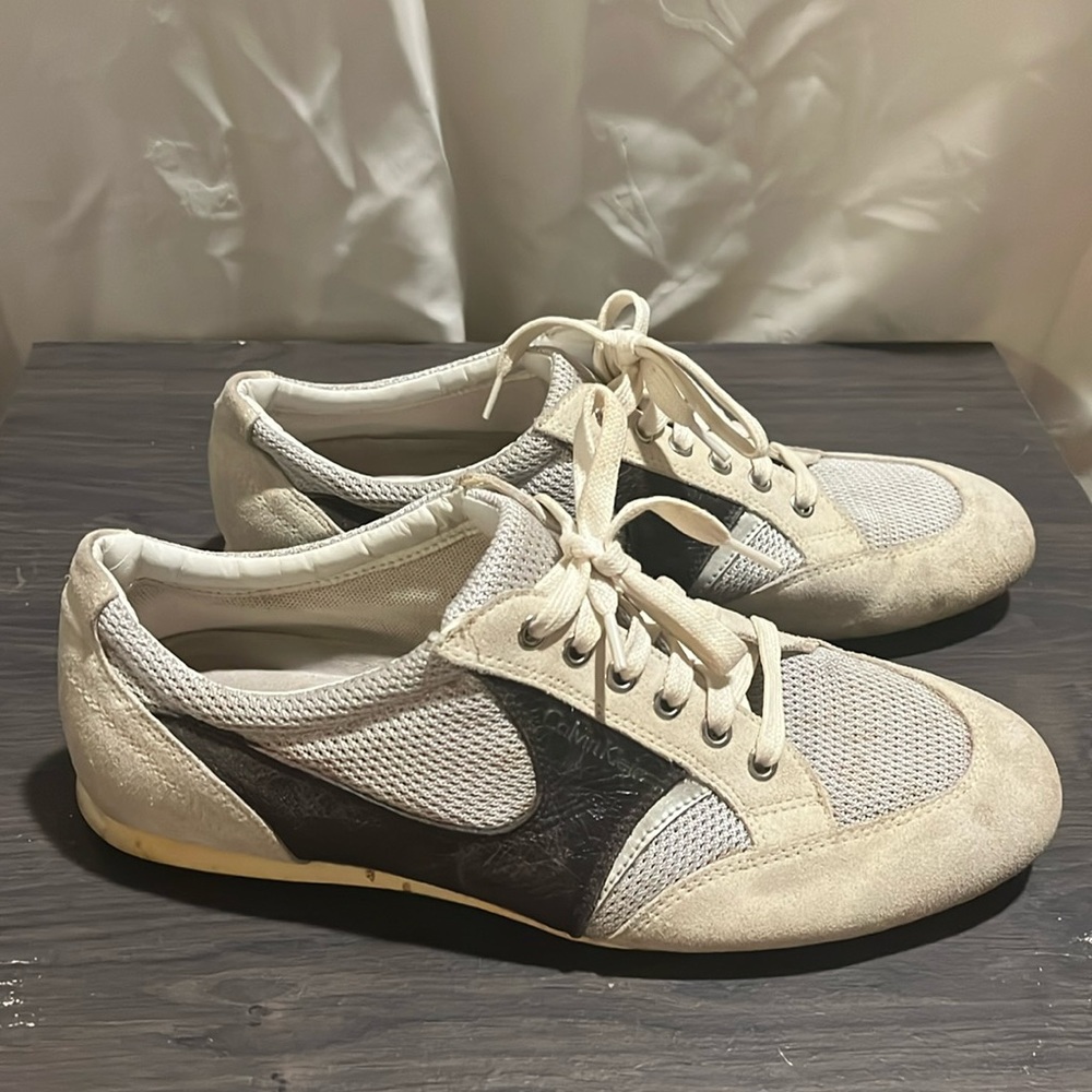 CALVIN KLEIN SNEAKERS. SILVER AND CREAM. MENS SIZE 10. GENTLY USED. SUEDE